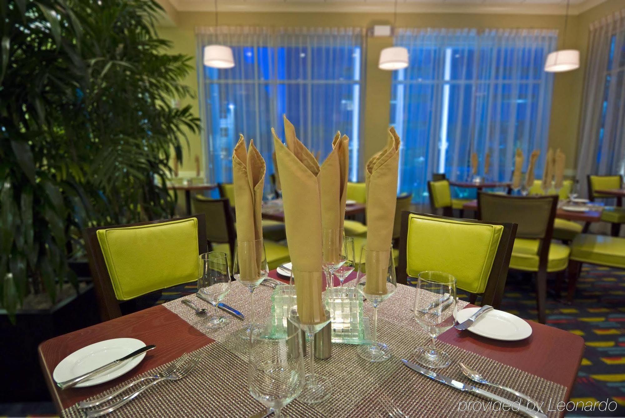 Hilton Garden Inn Tampa Airport/Westshore Restaurant bilde
